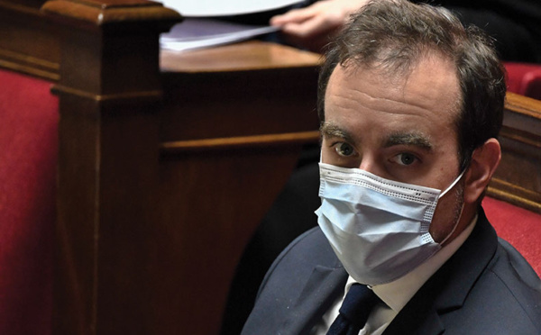 Nouvelle-Calédonie: Lecornu pour un nouveau statut en cas de non au référendum sur l'indépendance