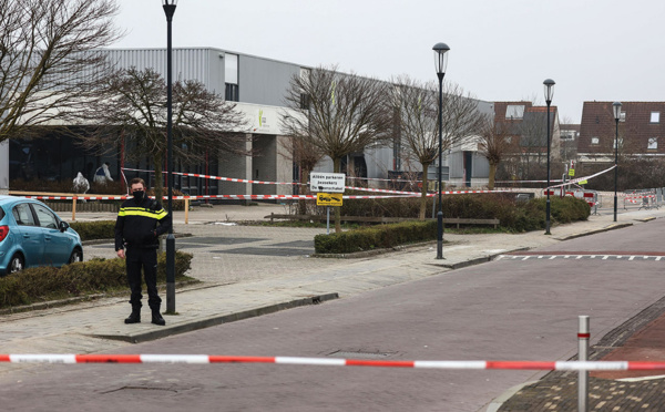 Pays-Bas : une explosion "démentielle" endommage un centre de dépistage Covid-19