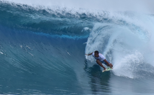 Les locaux font de la résistance à Rangiroa