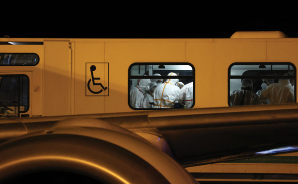 Covid-19: les réas enflent et les transferts de malades augmentent