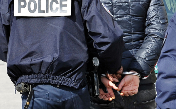 La Réunion: deux femmes retrouvées mortes, trois personnes en garde à vue