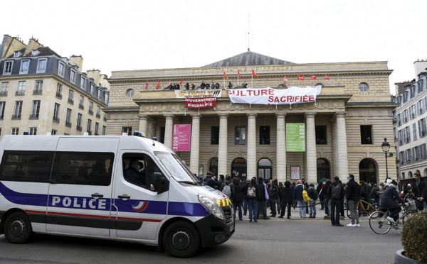 Le mouvement d'"occupation" des théâtres s'amplifie