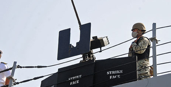 Un navire de guerre américain dans le détroit de Taïwan