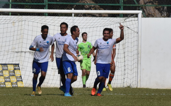 Pueu fait tomber Pirae