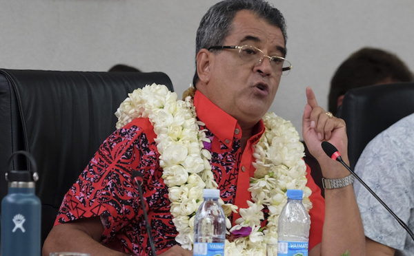 Les antivax annoncent une marche, Fritch juge leurs propos "irresponsables"