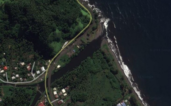 Mahaena: Trouvé inanimé dans l'eau, il échappe de peu à la mort