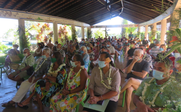 Tourisme à Moorea : la ministre rencontre les professionnels
