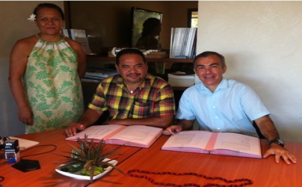 Signature de convention de crédit entre la commune de Nuku Hiva et l’Agence Française De Développement
