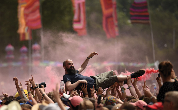 Musiques/Covid-19: les gros festivals coupent le son