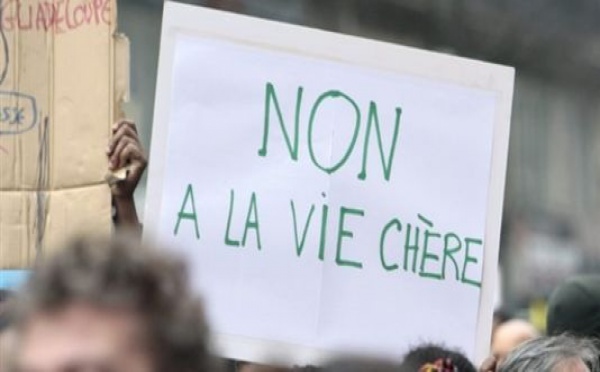 N-Calédonie: "grève générale dans la durée" pour l'intersyndicale vie chère