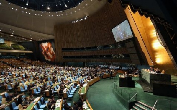 Résolution: La France dénonce "une ingérence flagrante" et "une absence complète de respect pour les choix démocratiques des Polynésiens".
