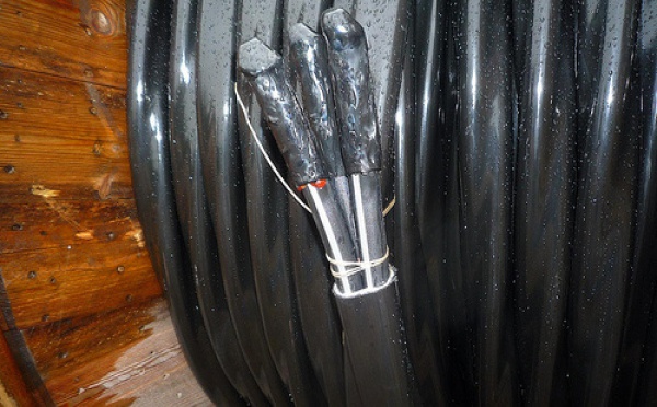 Vol de tourets de câble à Pirae : la police interpelle un suspect