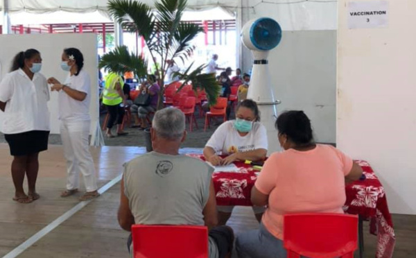 Un vaccinodrome éphémère au chapiteau de Mataiea