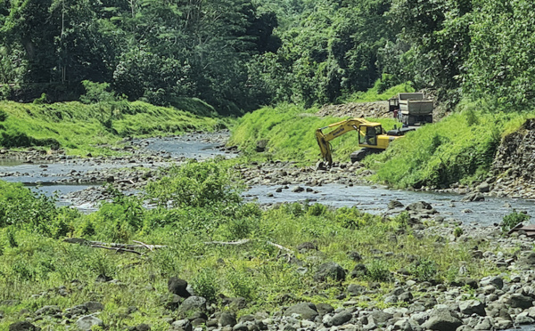 Les extractions de la discorde à Faaone