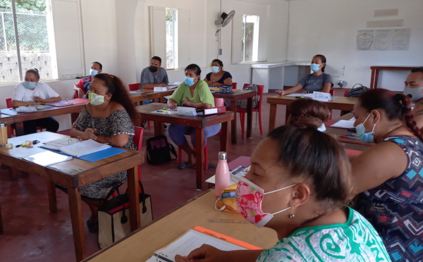 Des demandeurs d'emploi sur la voie de la réinsertion à Bora Bora