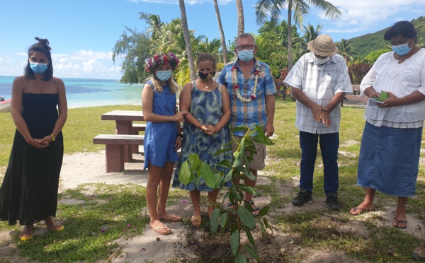 Un hommage à Eddy à Ta'ahiamanu