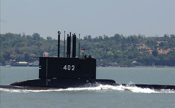 Contact perdu avec un sous-marin indonésien, une nappe d'hydrocarbures repérée