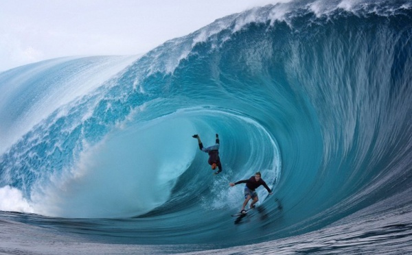 Images: Du "très lourd"  ce week-end à Teahupoo
