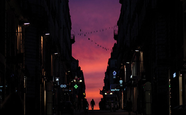Covid-19 : Macron dévoile un déconfinement en quatre étapes d'ici fin juin