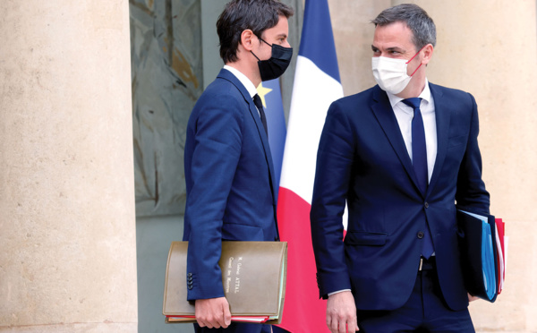 Covid-19: Véran défend l'ouverture de la vaccination, les indicateurs s'améliorent