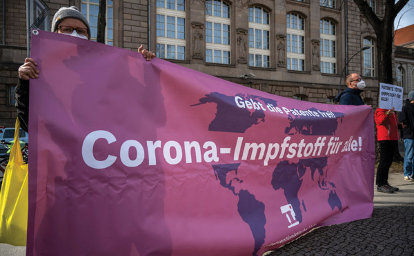 Vaccins anti-Covid: les Européens prêts à discuter d'une levée des brevets