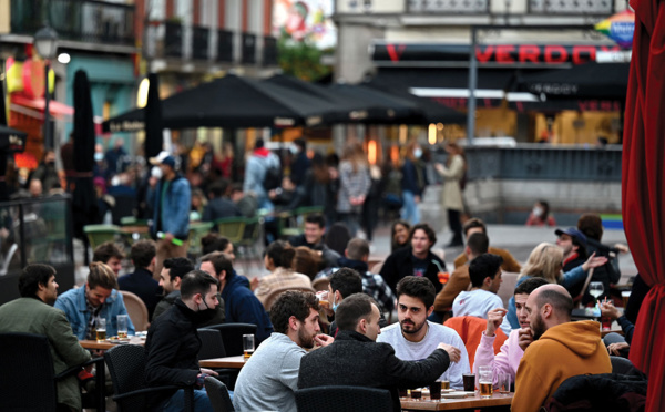 Espagne: après le retour de la fête, le gouvernement appelle à la "responsabilité"