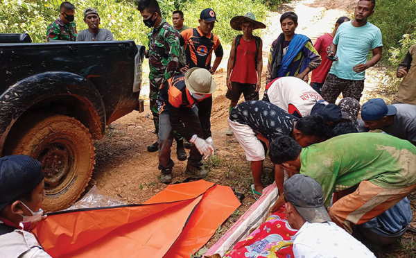 Indonésie : sept morts dans un glissement de terrain sur une mine d'or