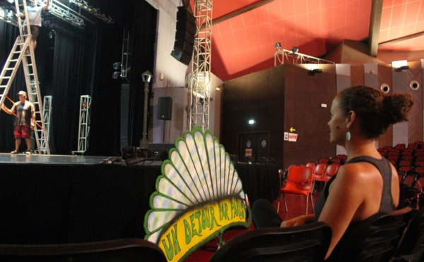 "Un détour par Paris", ça vous dit ?