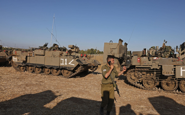 Israël pilonne la bande de Gaza, plus de 100 morts