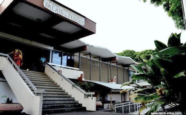 L'homme qui a tué sa compagne à l'arme blanche aurait agi par jalousie