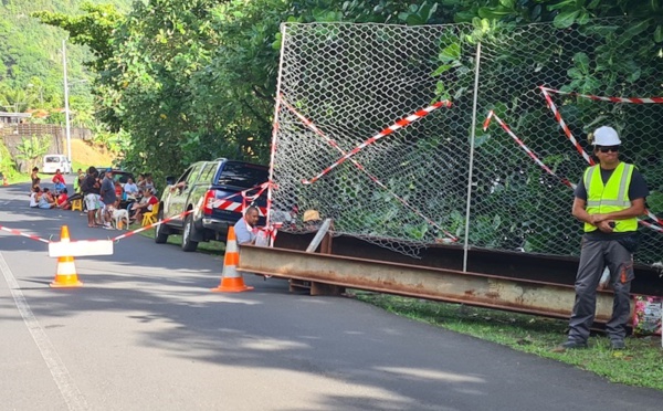 A Tautira, la mobilisation retarde le dynamitage