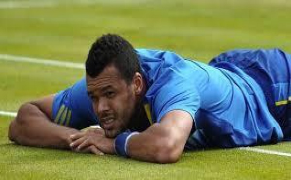 Wimbledon - Jo-Wilfried Tsonga abandonne au deuxième tour