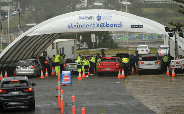 Face aux hésitations des seniors, l'Australie exhorte les plus de 50 ans à se faire vacciner