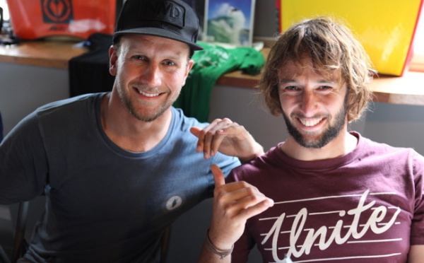 Bodyboard : Jake Stone et Jase Finley à Tahiti