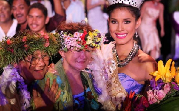 Mehiata Riaria, 21 ans, 1.78m est MISS TAHITI 2013