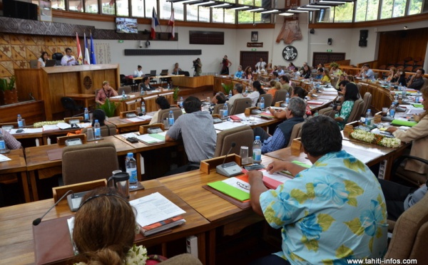 Usage des langues polynésiennes : la division autonomistes/indépendantistes s’exprime aussi