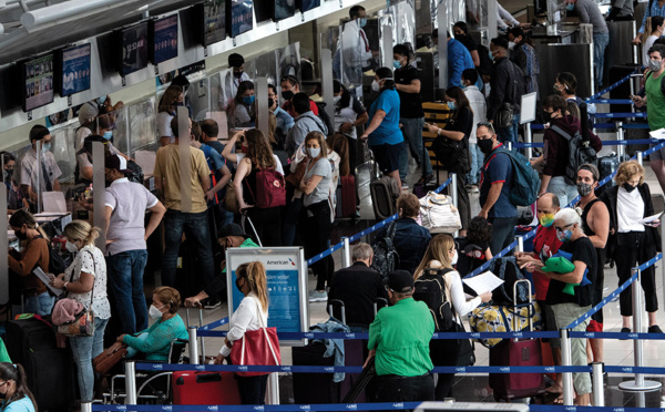 Costa Rica: les touristes vaccinés font repartir l'économie