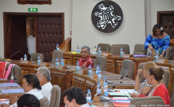 Plan de relance : l’Assemblée adopte une caravane de réformes à la veille d'une mission gouvernementale à Paris