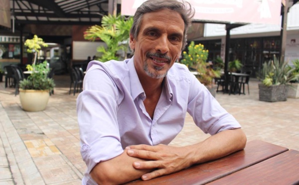 "Le théâtre qui rend fou"… au théâtre