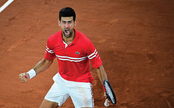 Roland-Garros: Nadal et Djokovic se retrouveront en demies, Swiatek assommée