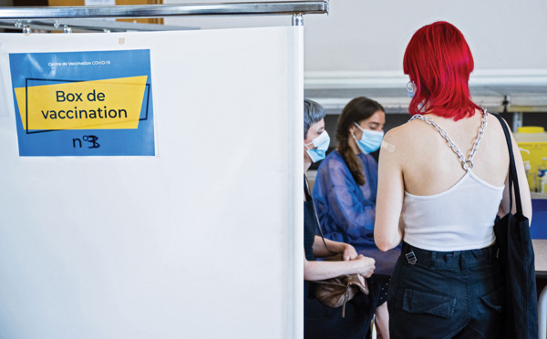 Covid: top départ pour la vaccination des adolescents