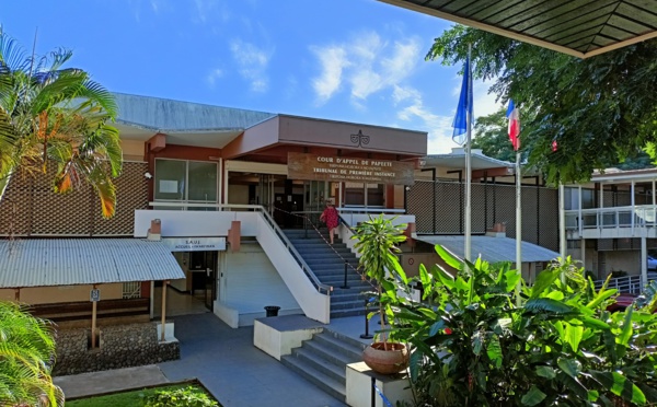 Mandat d'arrêt contre Edwin Turi