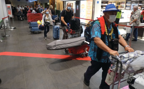 Les réservations tombent, les vols s'accélèrent, le tourisme repart