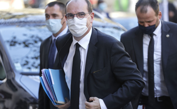 Port du masque, couvre-feu : possible alignement sur la métropole