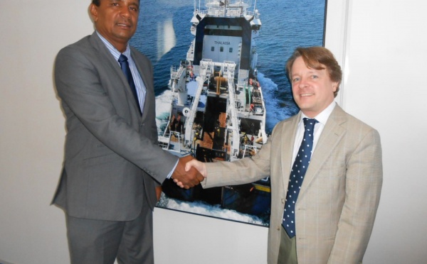 Tearii Alpha reçu à l’IFREMER à Paris