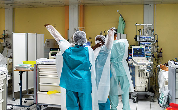 Guadeloupe: nouvel allègement des restrictions malgré de nouveaux variants