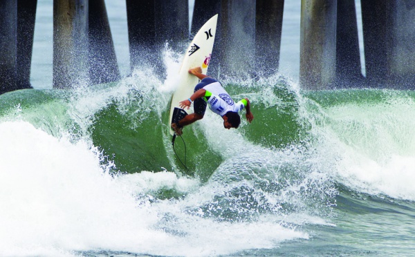 Surf : Michel Bourez, Steven Pierson et Mateia Hiquily brillent à l’étranger