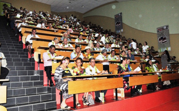 Le Président du CESC à l'inauguration du dernier congrès des communes de la mandature