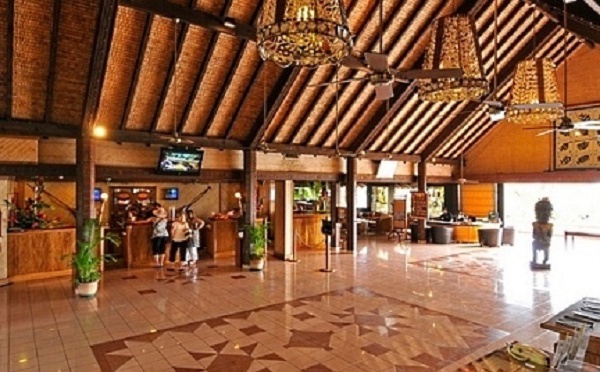 Un jeune touriste vénézuelien prétend que ses parents sont morts