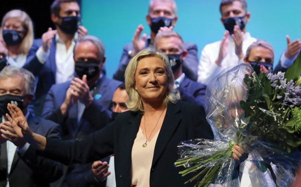 Marine Le Pen réélue sans surprise à la tête du RN pour un quatrième mandat